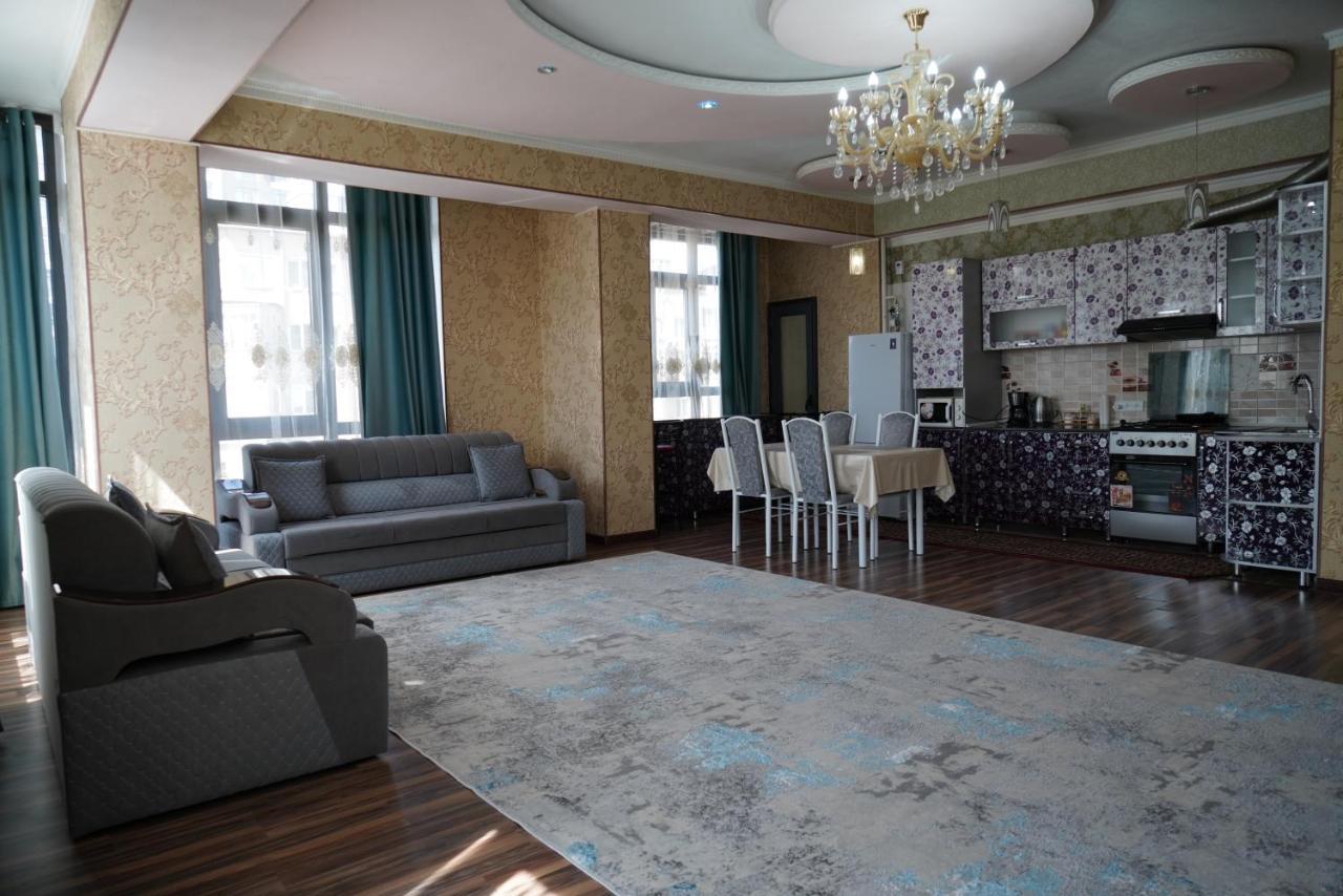 Nice And Comfortable Apartment In The Downtown Of بيشكيك المظهر الخارجي الصورة